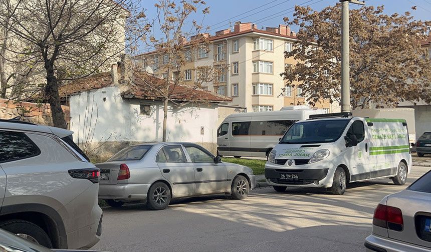 10 gündür haber alınamıyordu: Eskişehir'de evinde ölü bulundu