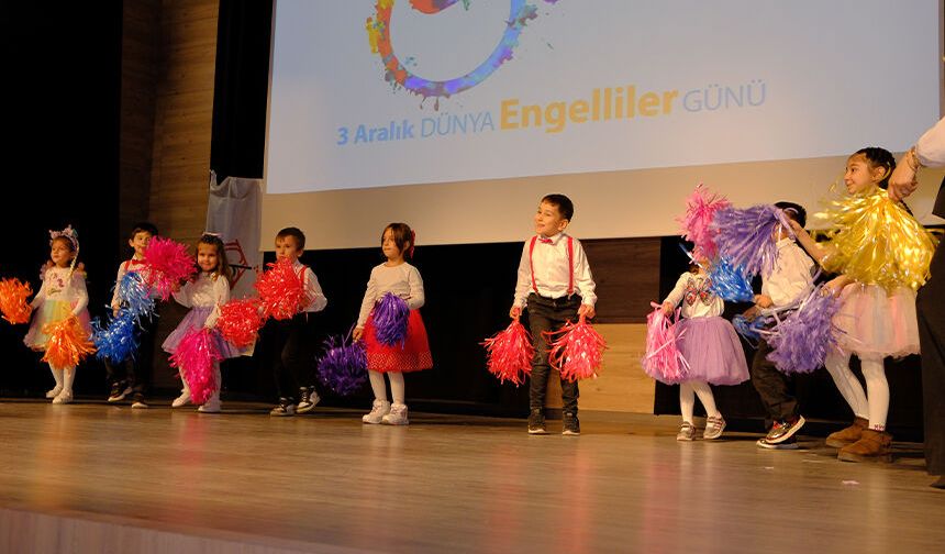 Eskişehir’de özel çocuklardan yürek ısıtan gösteri