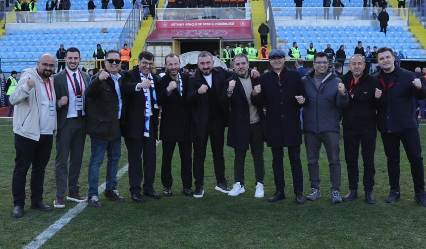 Başkan Eyüp Kahveci ve Vali Musa Işın'dan Kütahyaspor'a tebrik