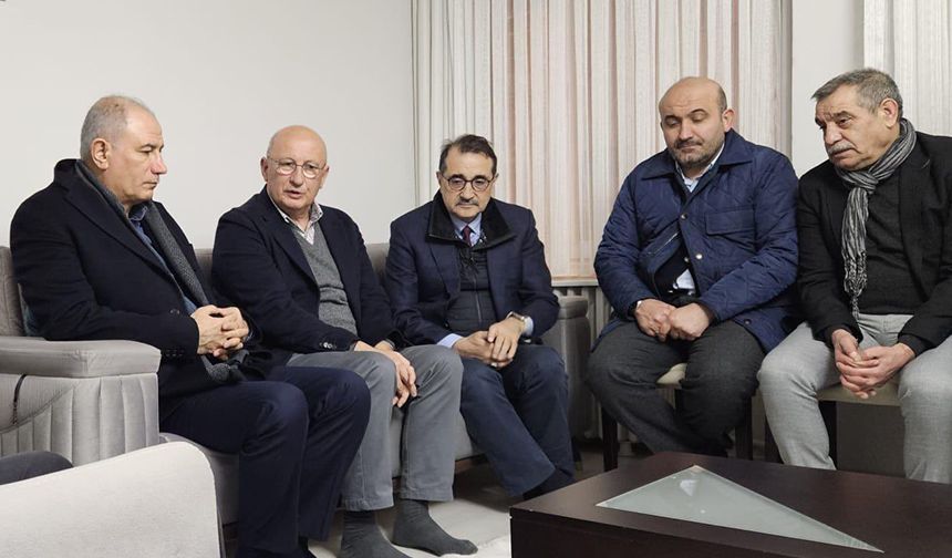 Fatih Dönmez’den Çakırözer ailesine taziye ziyareti