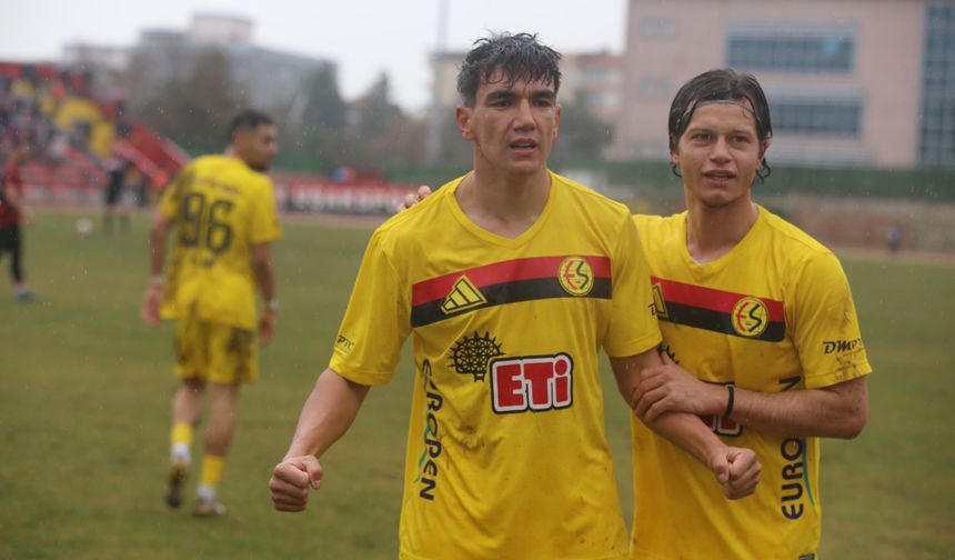 Eskişehirspor gol şova Uşak deplasmanında da devam etti