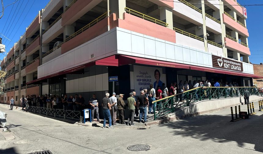 Hiç kimse yatağa aç girmesin