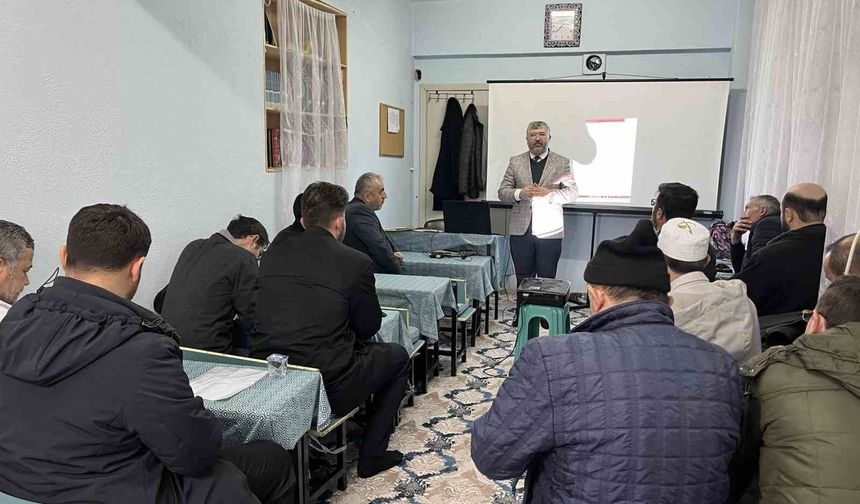 Hisarcık'ta din görevlilerine 'Vaaz Becerilerini Geliştirme' konulu eğitim