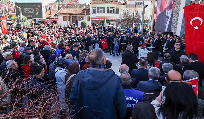 "Çiftçinin yüzünü güldürecek bir iktidar gelecek!"