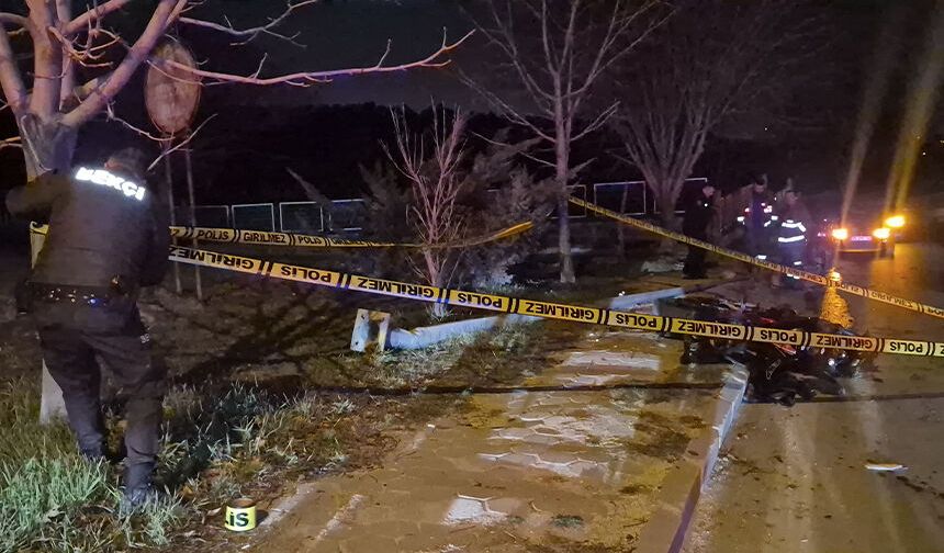 Eskişehir'de acı kaza: Bir aylık evli çifti ölüm ayırdı