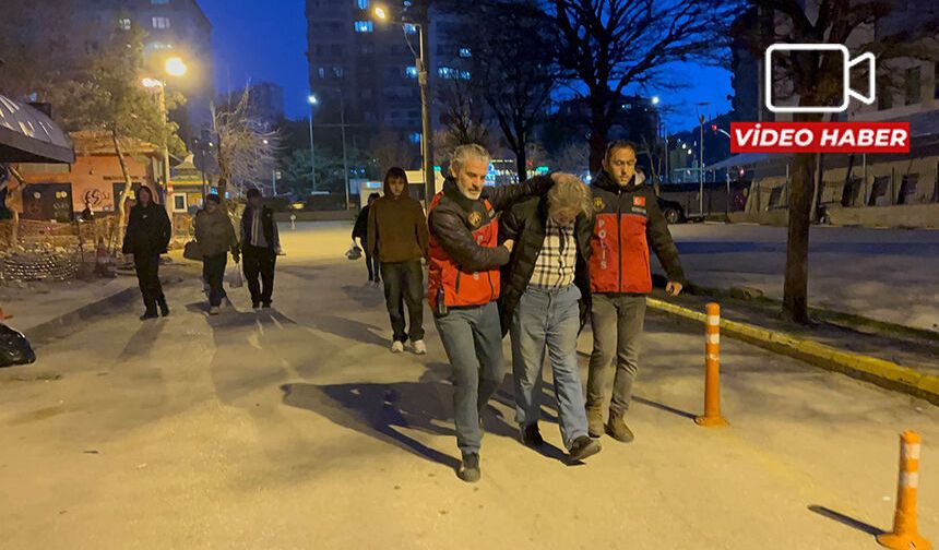 Eskişehir'de Atatürk'e hakaret etti, gazetecileri tehdit etti