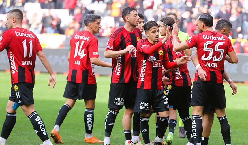 Eskişehirspor adım adım şampiyonluğa yürüyor
