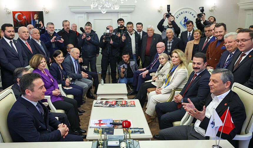 -Mış gibi yapan CHP’liler