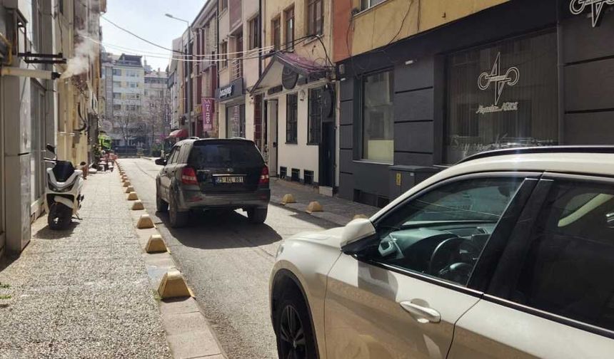 Eskişehirli sürücülerin bu parkı vatandaşı çileden çıkarıyor