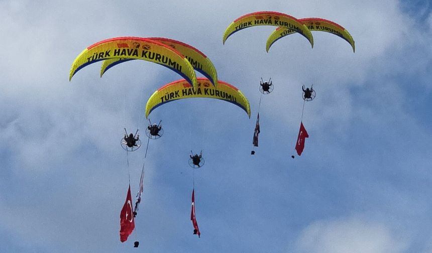 Eskişehir'in ilçesi İnönü'nde 105. yıl gururu