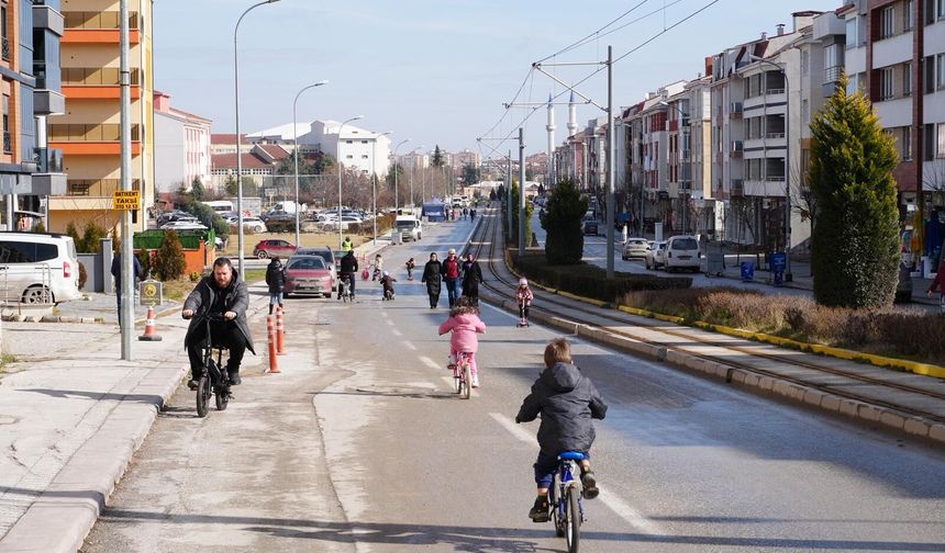 Eskişehir'de 'Arabasız pazar': 3 cadde trafiğe kapanacak!