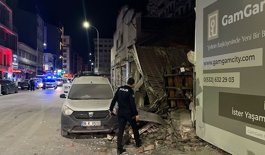 Eskişehir'de mahalleli gürültüye uyandı: Bina yerle bir oldu