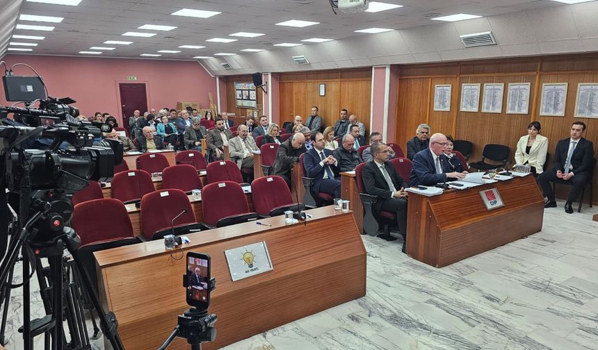 Odunpazarı Meclisi’nde gerilim: AK Partili üyeler salonu terk etti
