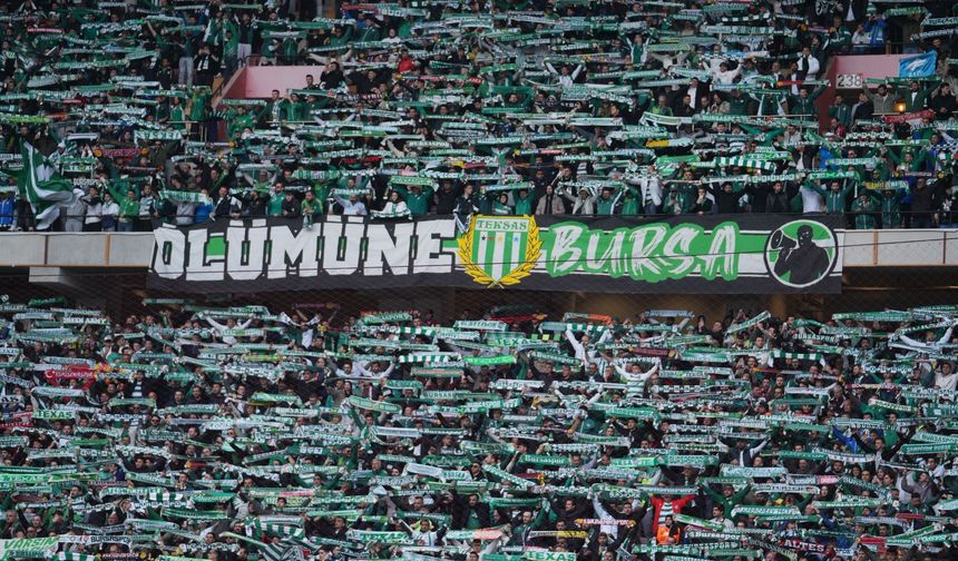 Bursaspor taraftarından Eskişehirspor tezahüratı