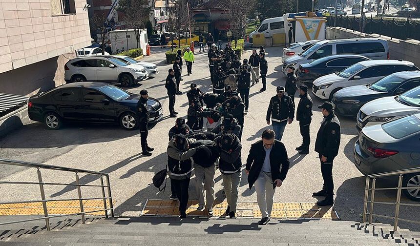 Zehir tacirlerine darbe: Eskişehir merkezli dev operasyon!