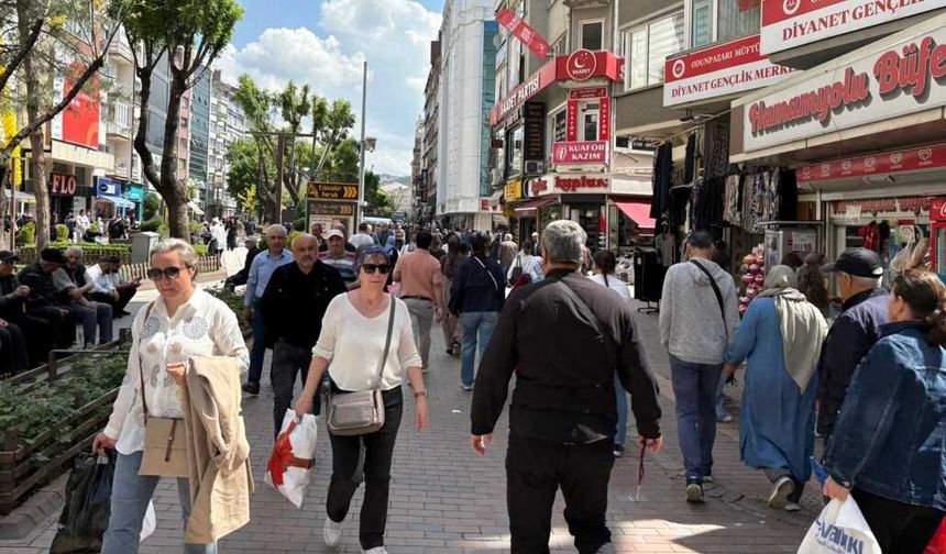 CHP'ye oy vermeyenler Özgür Özel'e oy verecek