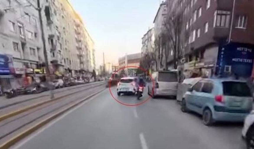 Eskişehir'de kask kamerasına yansıyan ilginç kaza anı