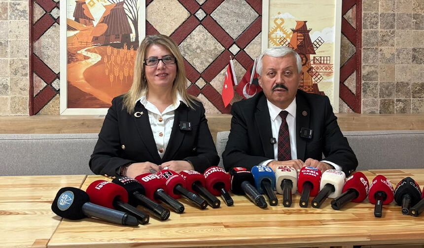 Karamanlı'dan mevcut yönetime sert eleştiri