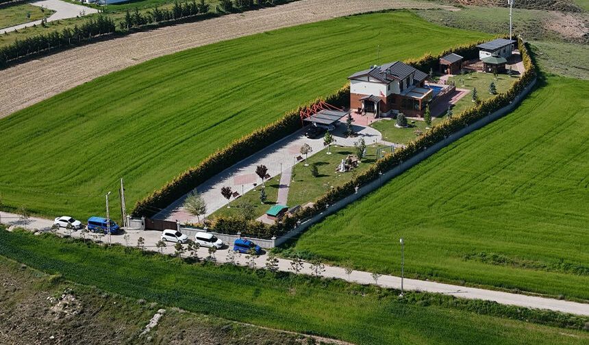 Tepebaşı Belediyesi'nden 'Ruhsatsız villa' iddialarına yanıt