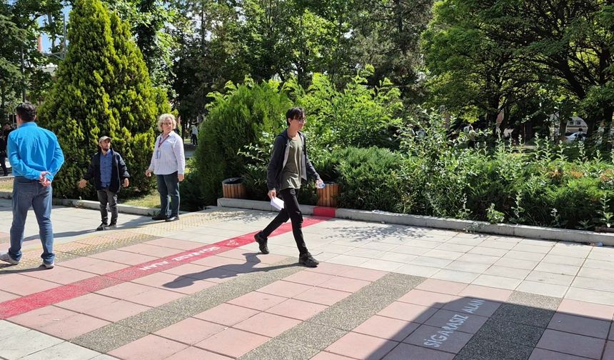 Eskişehir’de YKS heyecanı: Adaylar son anda sınava yetişti!