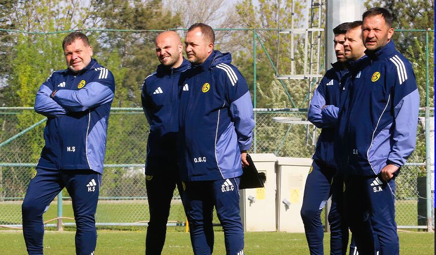 Eskişehirspor'da teknik ekip netleşiyor