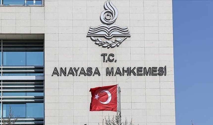 AYM’den kritik karar: Süresiz nafaka düzenlemesi iptal edildi!
