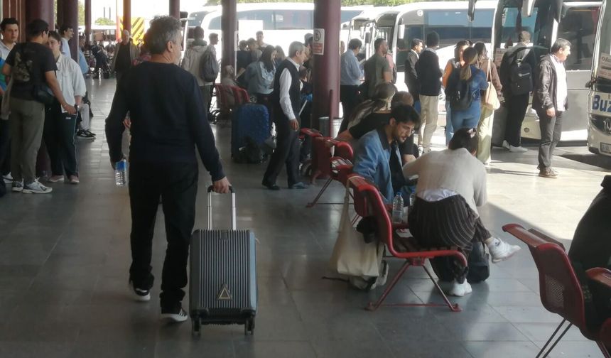 Okullar kapandı, Eskişehir Otogarı’na hareket geldi!
