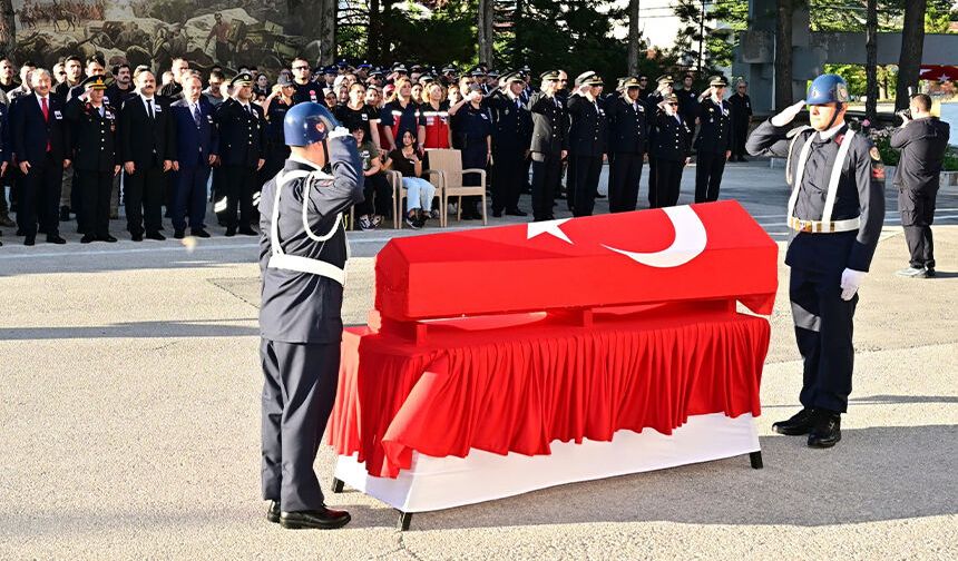 Eskişehir şehidini gözyaşlarıyla uğurladı