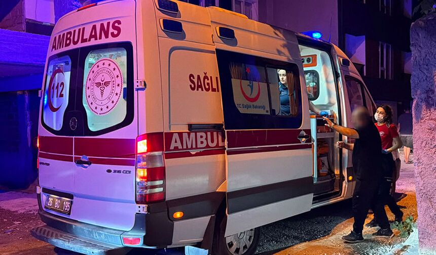 Eskişehir'de aile içi tartışma hastanede bitti: Kendini bıçakladı