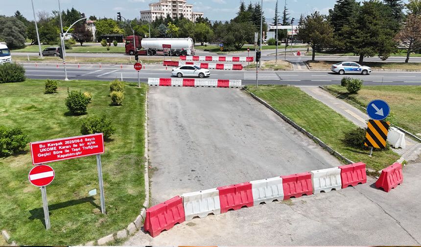 Ne zaman açılacağı merak ediliyordu: Eskişehir'deki kavşak kalıcı olarak kapandı