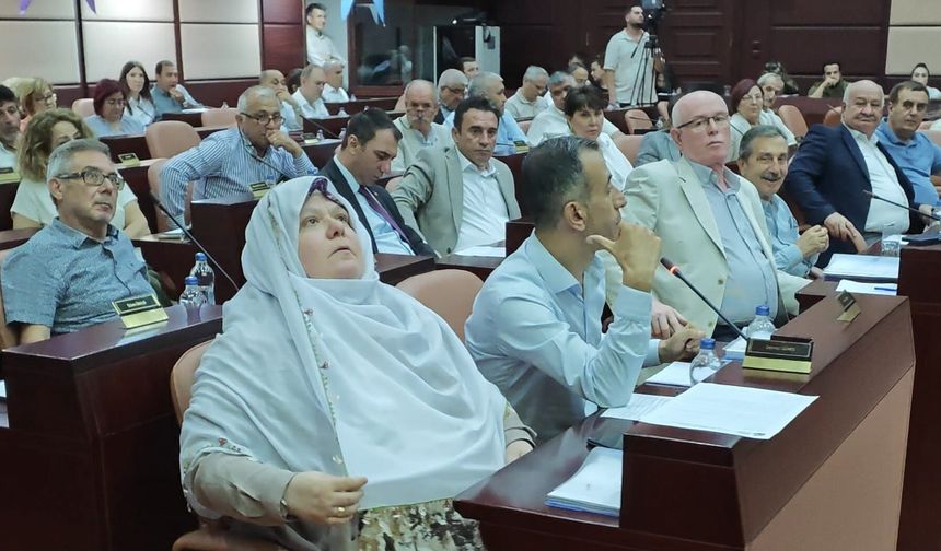 Başkan Kurt'un zorlayan savunması