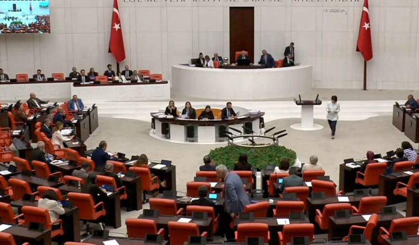 Öğrenci affı meclisten geçti: Eskişehir vekili Gürcan'dan destek