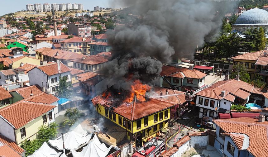 Odunpazarı'nda yangın paniği: Dumanlar gökyüzünü kapladı!