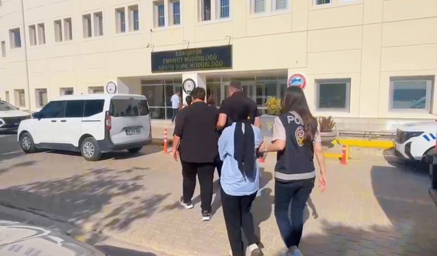 Eskişehir de o iller arasında: 'Sahte modem' operasyonunda 90 şüpheli yakalandı!