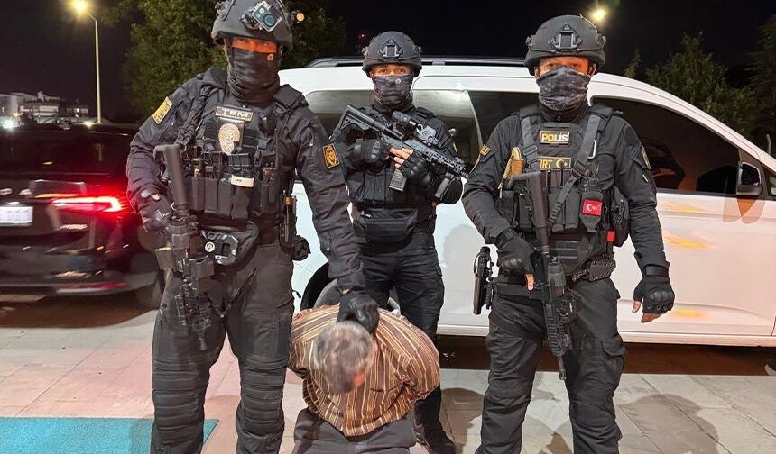 Eskişehir polisinden ortak operasyon: Cumhurbaşkanı Erdoğan'a suikast timindeki firari yakalandı