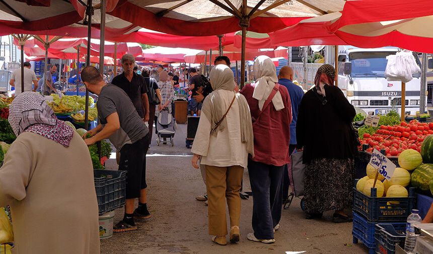 Geçen yıl tarlada kaldı, bu yıl cep yakıyor: Eskişehir'de pazarın zam şampiyonu