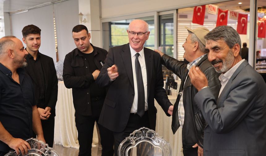 Kazım Kurt’tan Yeni Parti’nin ilçe başkan adaylarına tebrik