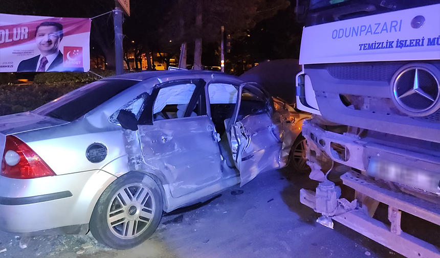 Eskişehir'de kaza yaptı: Ehliyeti çöp oldu!