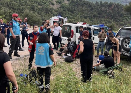 Mihalgazi yolunda feci kaza: 28 yaralı!