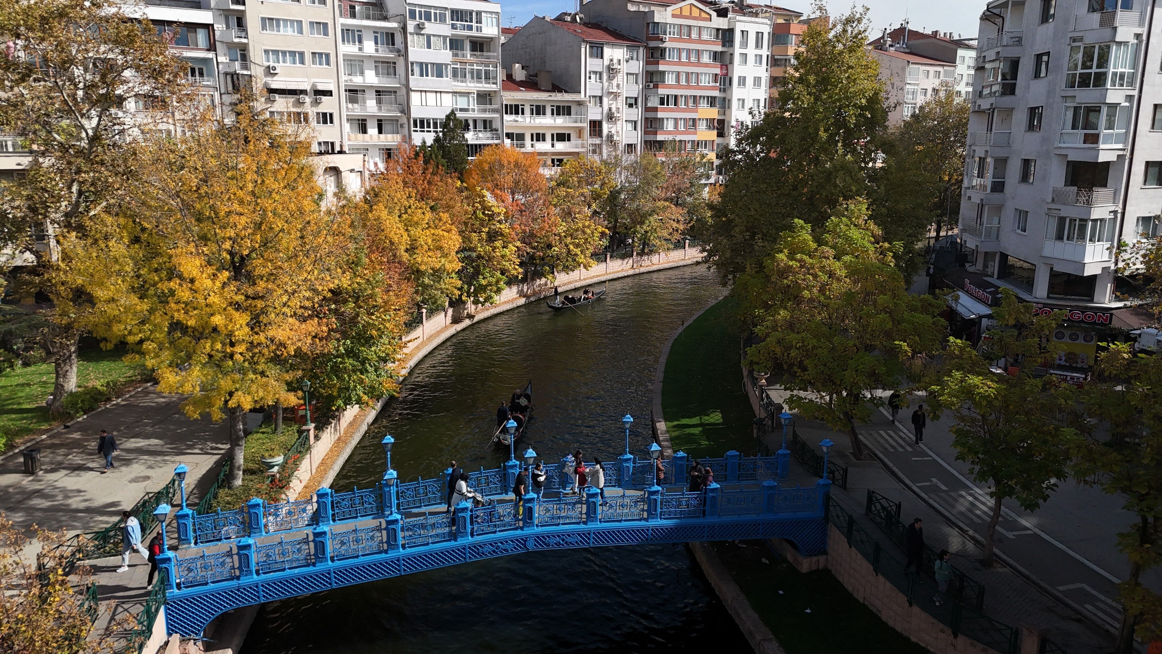 Eskişehir’de sonbahar renkleri kartpostallık manzaralar oluşturdu