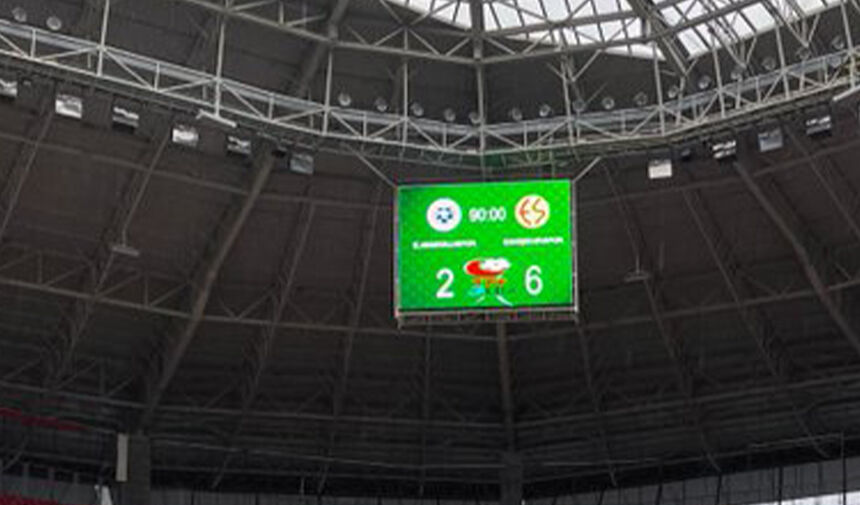 Eskişehirspor plaka yaptı: İşte müthiş maçtan kareler