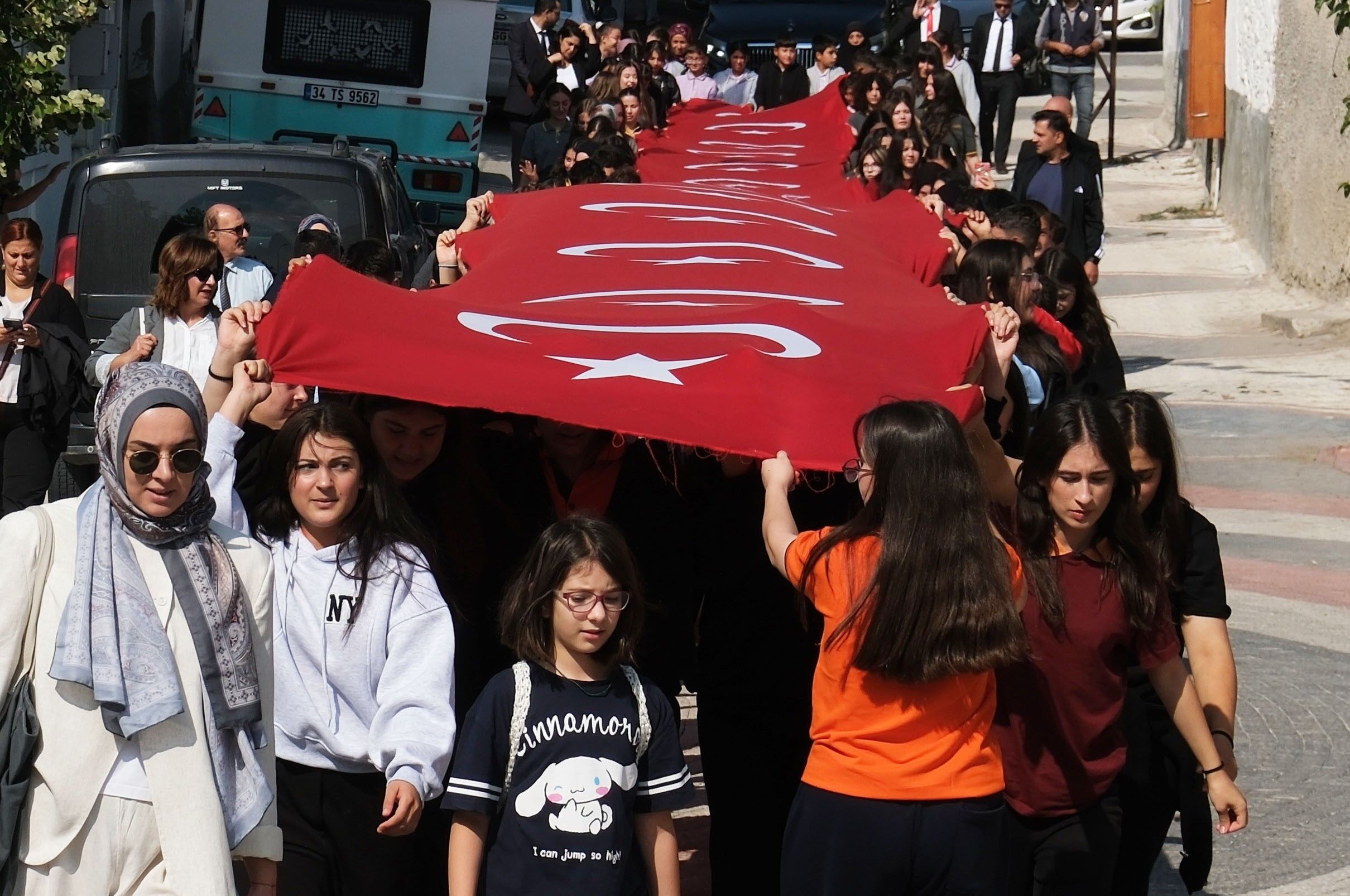 Sivrihisar’da 105 yıllık gurur: Kurtuluş coşkusu meydanlara taştı