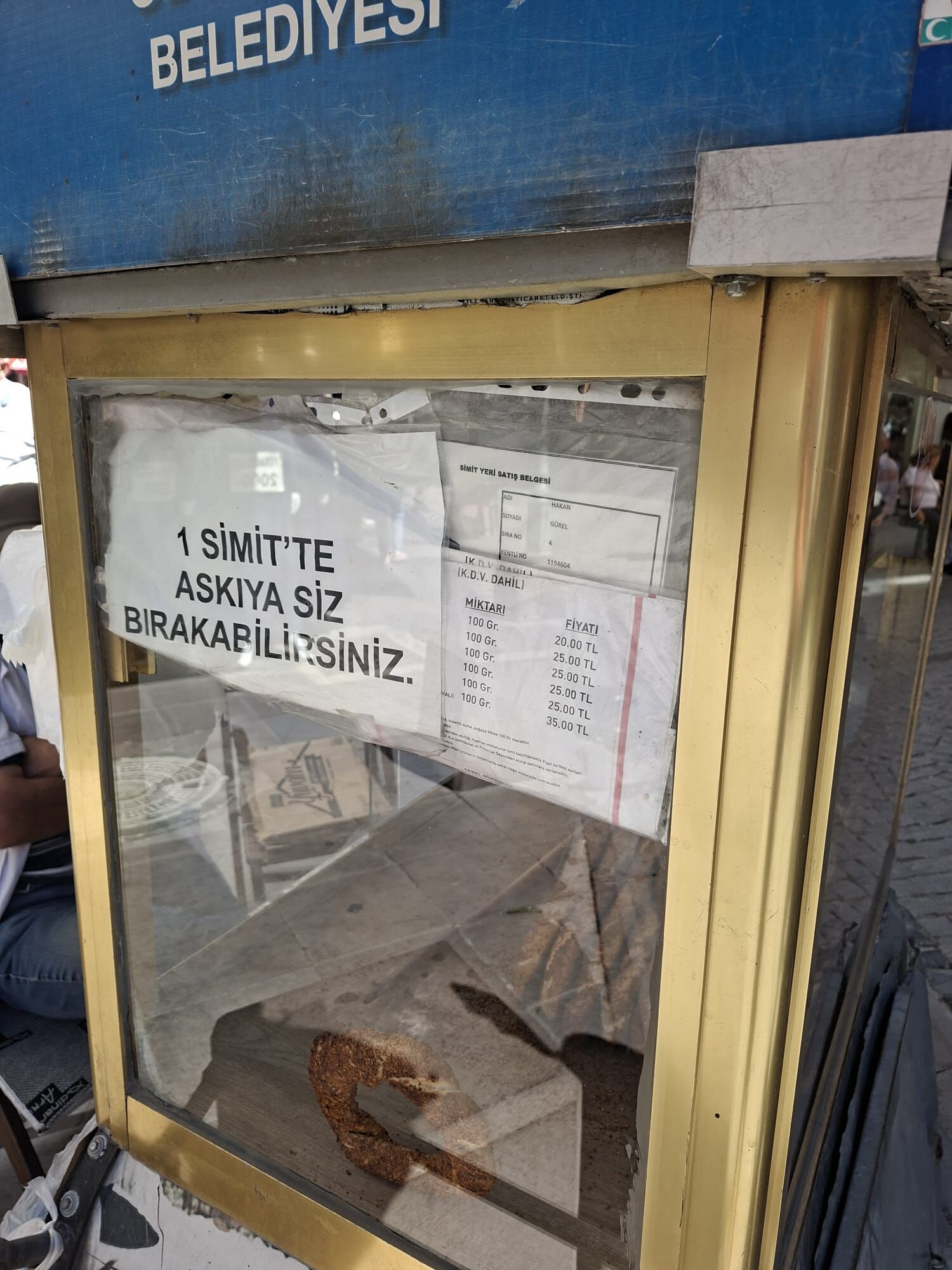 Eskişehir’de askıda simit dayanışması sürüyor