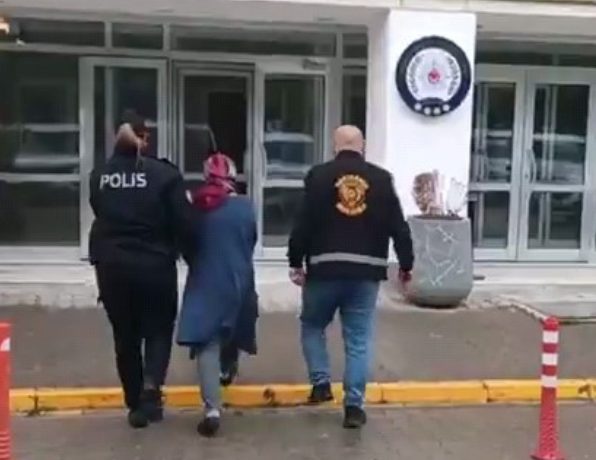 Eskişehir’de 20 yıllık cezasıyla aranıyordu! Polisin takibiyle yakalandı